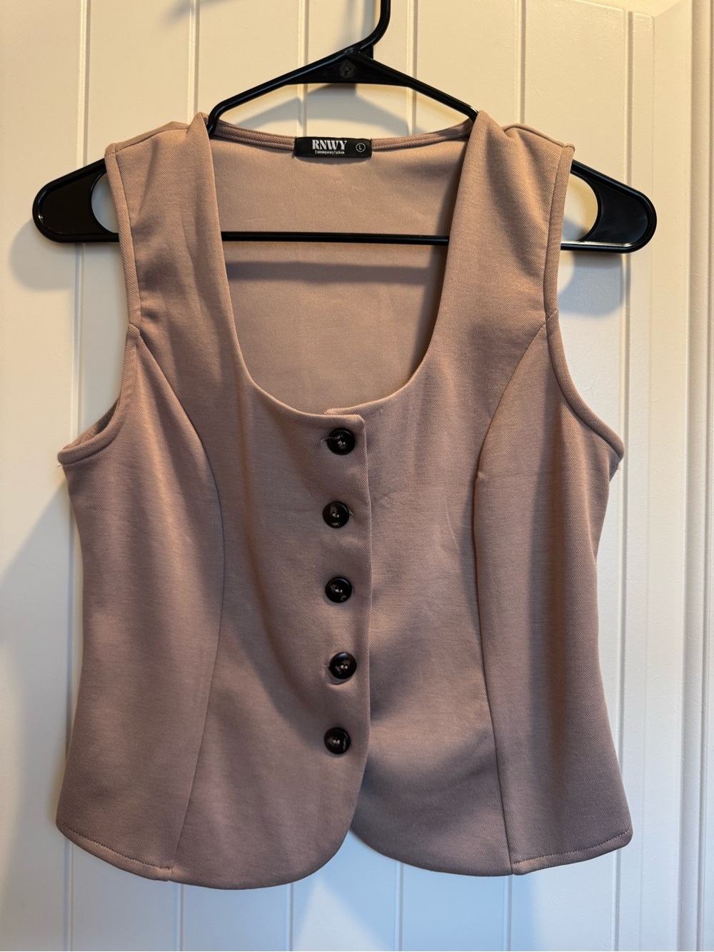 RNWY Sleeveless Button-Front tank vest , beige/ tan